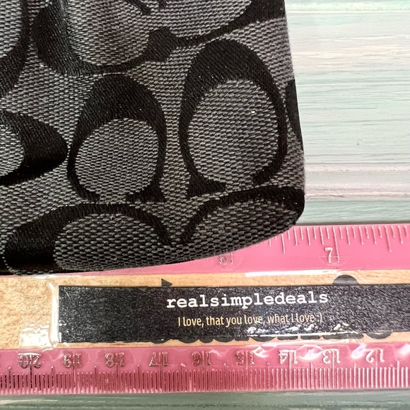 Coach Signature CC Wristlet - Picture 10 of 10